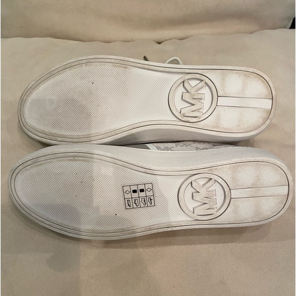 Michael Kors “Olivia” lace up women’s shoes 8 - Picture 5 of 7